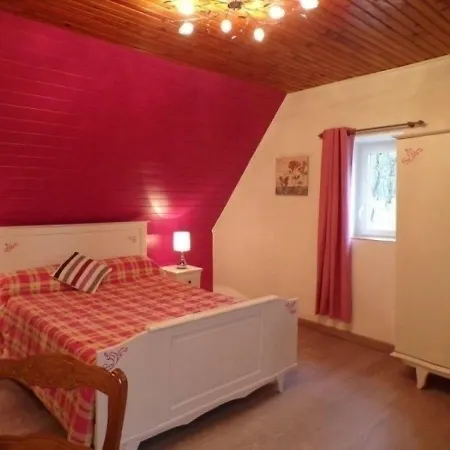 Semesterbostad House Le Chant Du Coucou